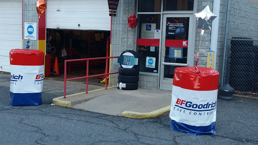 Auto Repair Shop «Sears Auto Center», reviews and photos, 400 N Best Ave, Walnutport, PA 18088, USA