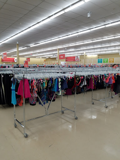 Thrift Store «Value Village», reviews and photos, 5530 E Lake Sammamish Pkwy SE, Issaquah, WA 98029, USA