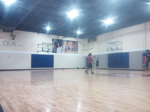 Gym «24 Hour Fitness - Meyerland Plaza», reviews and photos, 8650 Endicott Ln, Houston, TX 77096, USA