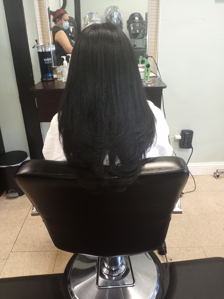 Belky's Beauty Salon 07112