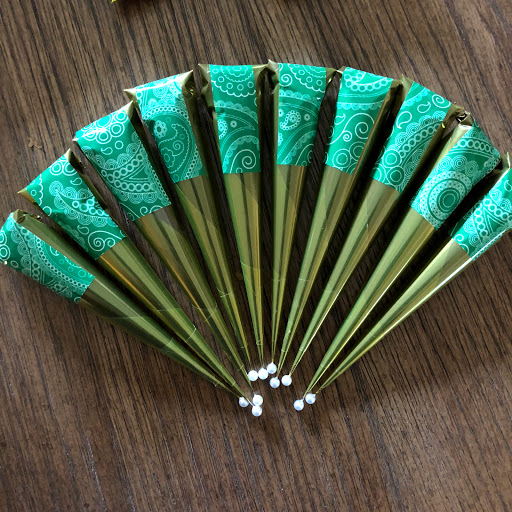 Explore easy tattoo ideas for women, creative tattoo ideas in Houston, available at Paisleys and Swirls - Henna Artist in Houston