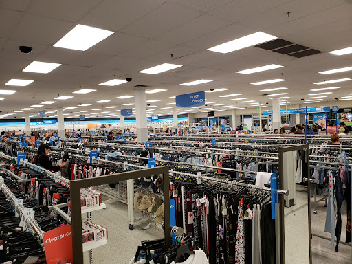 Clothing Store «Ross Dress for Less», reviews and photos, 560 N Euclid St, Anaheim, CA 92801, USA