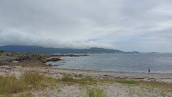 Praia Ardeleiro'in fotoğrafı düz bir kıyı şeridi ile birlikte