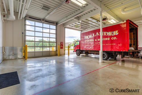 Self-Storage Facility «CubeSmart Self Storage», reviews and photos, 3725 Deerfield Rd, Riverwoods, IL 60015, USA