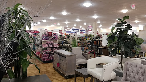 Department Store «Marshalls & HomeGoods», reviews and photos, 11 Cornerstone Square, Westford, MA 01886, USA