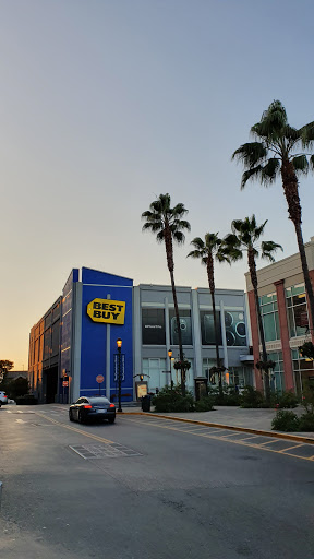 Electronics Store «Best Buy», reviews and photos, 3090 Stevens Creek Blvd, San Jose, CA 95128, USA