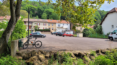 Parking de l'Eglise à Guerting