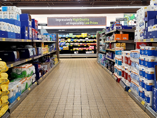 Supermarket «ALDI», reviews and photos, 1428 E 53rd St, Anderson, IN 46013, USA