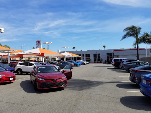 Toyota of Orange