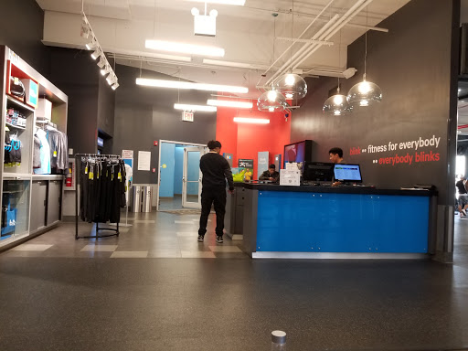 Gym «Blink Fitness Roosevelt», reviews and photos, 78-14 Roosevelt Ave, Queens, NY 11372, USA