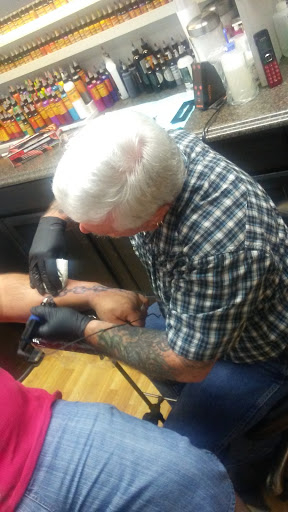 Tattoo Shop «Screamers tattoo & body piercing», reviews and photos, 1793 Ross Clark Cir, Dothan, AL 36301, USA