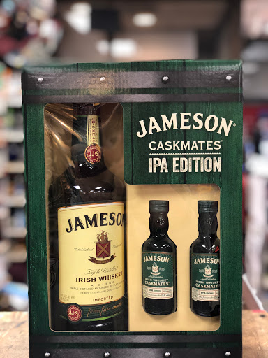 Liquor Store «Shop-N-Save Liquors», reviews and photos, 20 Independence Ave, Quincy, MA 02169, USA