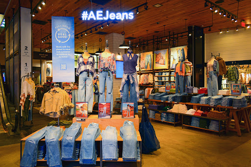 Clothing Store «AEO & Aerie Store», reviews and photos, 1551-1555 Broadway, New York, NY 10036, USA