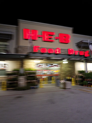 Grocery Store «H-E-B Grocery», reviews and photos, 215 River Ranch Rd, Kingsland, TX 78639, USA