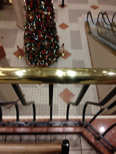 Shopping Mall «Fifth Avenue Place», reviews and photos, 201 Fifth Ave, Pittsburgh, PA 15222, USA