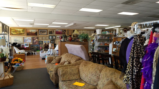 Thrift Store «Coat of Many Colors», reviews and photos, 625 Harwood Rd, Bedford, TX 76021, USA