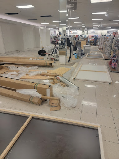 Shopping Mall «Glenbrook Shopping Center», reviews and photos, 1050 Glenbrook Way, Hendersonville, TN 37075, USA