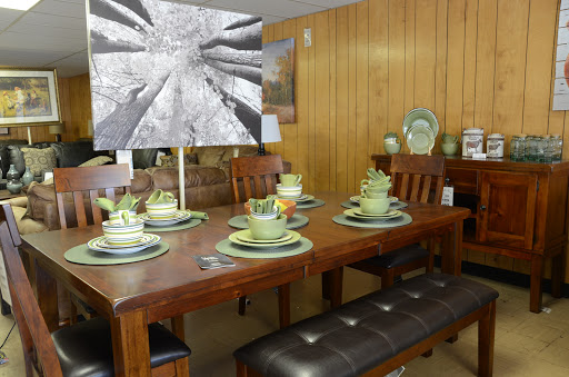 Furniture Store «Paul L Reed Furniture Co», reviews and photos, 125 N Cannon St, Woodbury, TN 37190, USA