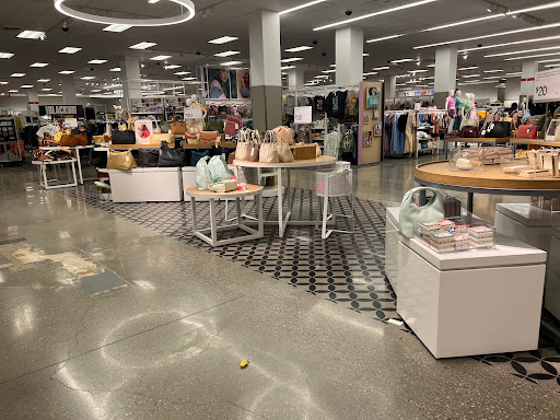Department Store «Target», reviews and photos, 2195 Glendale Galleria, Glendale, CA 91210, USA