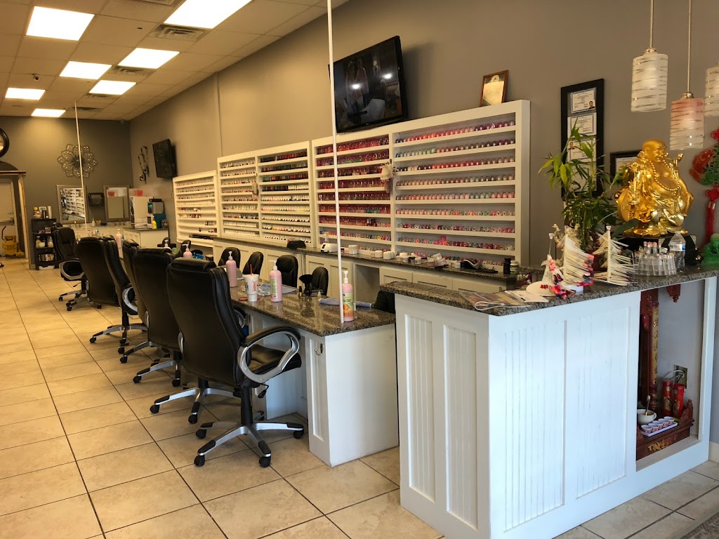 Deluxe Nails and Spa Belton, MO 64012 Services and Reviews