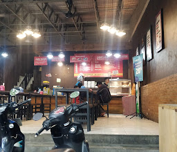 Ayam Geprek Juara Sambel Korek Penggilingan photo