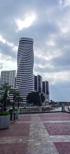 Opiniones de Emporium en Guayaquil - Oficina de empresa