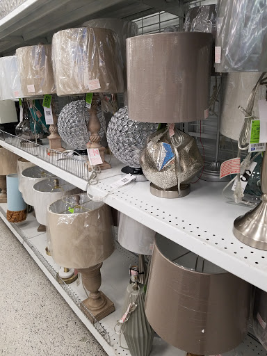 Clothing Store «Ross Dress for Less», reviews and photos, 902 Sepulveda Blvd, Harbor City, CA 90710, USA