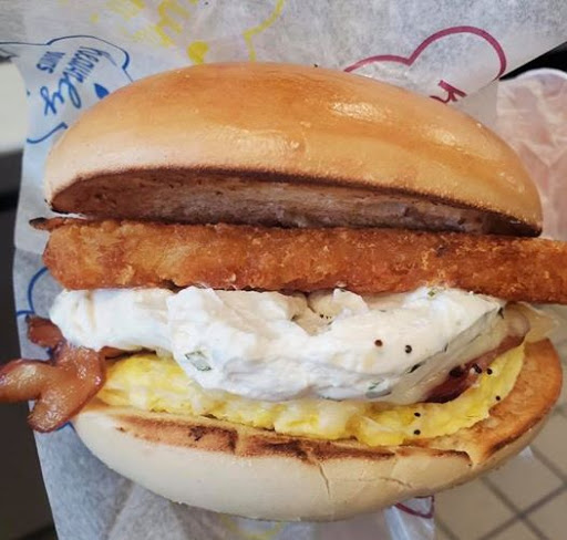 Donut Shop «Heav’nly Donuts», reviews and photos, 592 Merrimack Ave, Dracut, MA 01826, USA