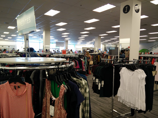Department Store «Nordstrom Rack Wayne Town Center», reviews and photos, 141 NJ-23, Wayne, NJ 07470, USA