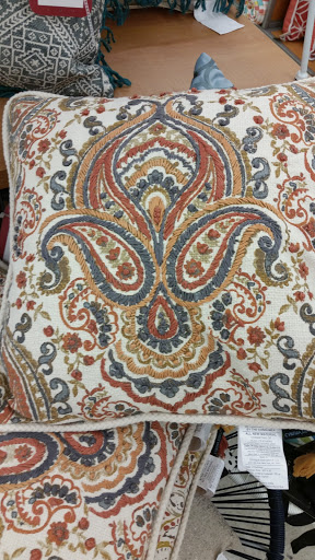 Department Store «T.J. Maxx», reviews and photos, 7555 W Hillsborough Ave, Tampa, FL 33615, USA