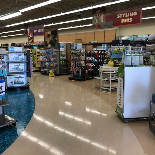 Pet Supply Store «Petco Animal Supplies», reviews and photos, 20980 Westgate Mall, Fairview Park, OH 44126, USA