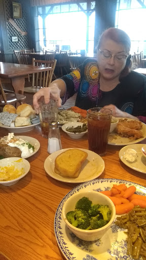 American Restaurant «Cracker Barrel Old Country Store», reviews and photos, 2012 E 59th St, Anderson, IN 46013, USA