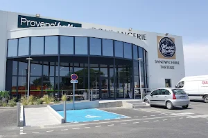 Provenc’Halles image