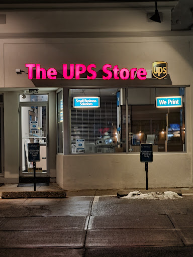 Shipping and Mailing Service «The UPS Store», reviews and photos, 11 S Angell St, Providence, RI 02906, USA