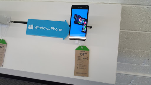 Cell Phone Store «Cricket Wireless Authorized Retailer», reviews and photos, 651 E Bidwell St, Folsom, CA 95630, USA