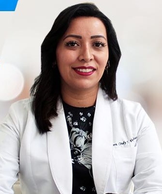 Dra. Cindy Trinidad Vera Villicaña, Hematólogo