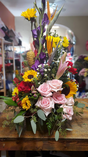 Florist «Riehs Flowers», reviews and photos, 4403 N 5th St, Philadelphia, PA 19140, USA