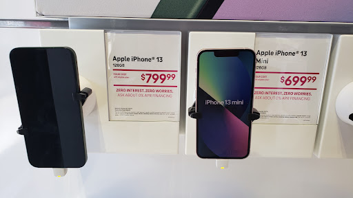 Cell Phone Store «T-Mobile», reviews and photos, 4825 Sugarloaf Pkwy j, Lawrenceville, GA 30044, USA