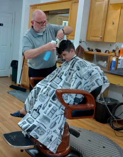 Barber Shop «Eagles Nest Barbershop», reviews and photos, 61 Eagles Nest Rd, Waynesville, NC 28786, USA