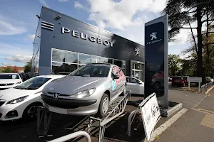 Stellantis &You Peugeot Walton image