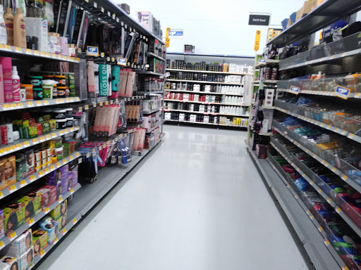 Shopping Mall «Town & Country Shopping Center», reviews and photos, 2615 N Kansas Expy, Springfield, MO 65803, USA