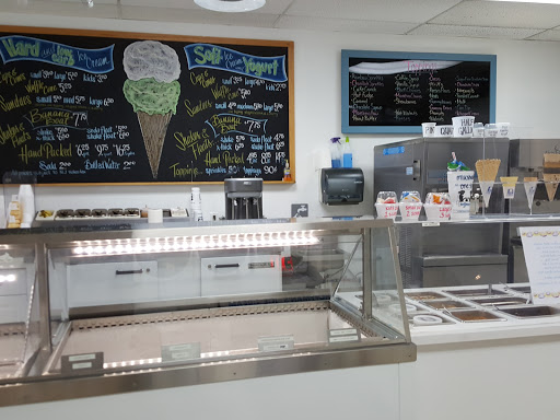 Ice Cream Shop «Hoffmans Ice Cream & Yogurt», reviews and photos, 78 Oceanport Ave, Little Silver, NJ 07739, USA