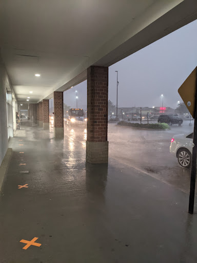 Pet Supply Store «PetSmart», reviews and photos, 5485 Touhy Ave, Skokie, IL 60077, USA