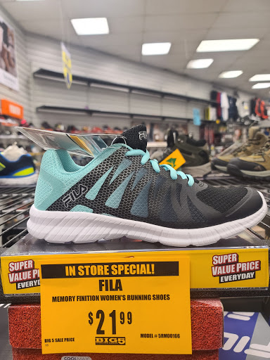 Sporting Goods Store «Big 5 Sporting Goods», reviews and photos, 7111 Eastern Ave, Bell Gardens, CA 90201, USA