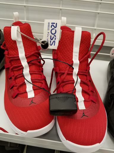 Clothing Store «Ross Dress for Less», reviews and photos, 170 E Stacy Rd, Allen, TX 75002, USA