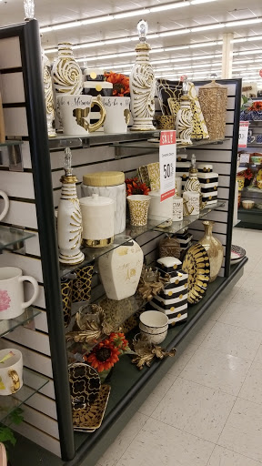 Craft Store «Hobby Lobby», reviews and photos, 6250-A Northwest Hwy, Crystal Lake, IL 60014, USA