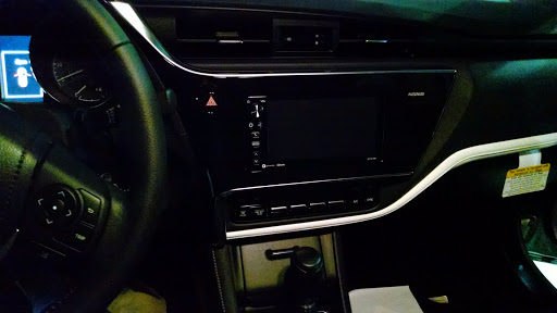 Toyota Dealer «Toyota Of Whittier», reviews and photos, 14577 Whittier Blvd, Whittier, CA 90605, USA