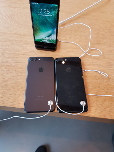 Computer Store «Apple Pioneer Place», reviews and photos, 450 SW Yamhill St, Portland, OR 97204, USA