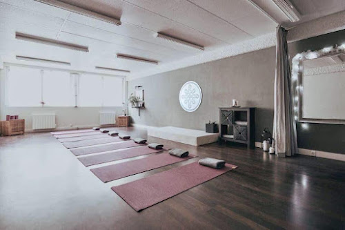 Cours de yoga Orenda Yoga Studio 🧘‍♀️ Lyon