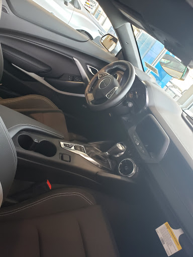 Chevrolet Dealer «Len Lyall Chevrolet Inc», reviews and photos, 14500 E Colfax Ave, Aurora, CO 80011, USA